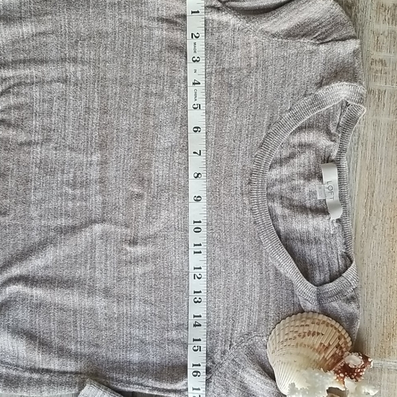 Ann Taylor Loft Lightweight Sweater - Picture 4 of 5